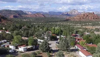 ÜBER-320-HIGH-SCHOOLS