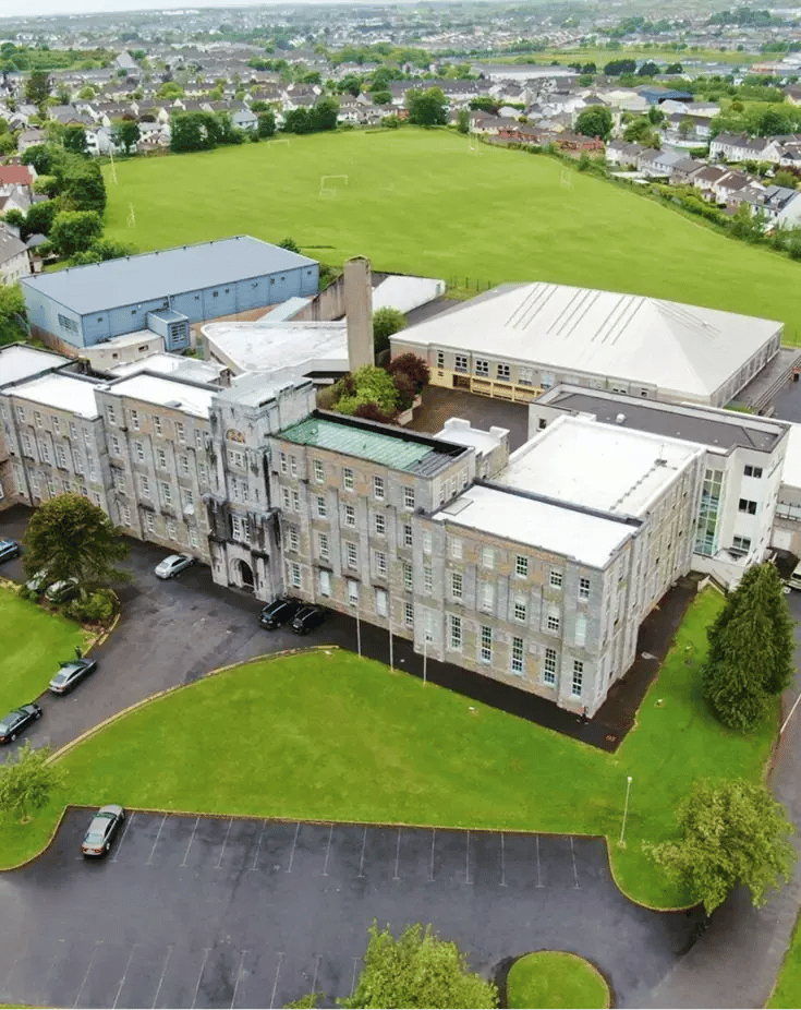 Gebäude Irland Schule