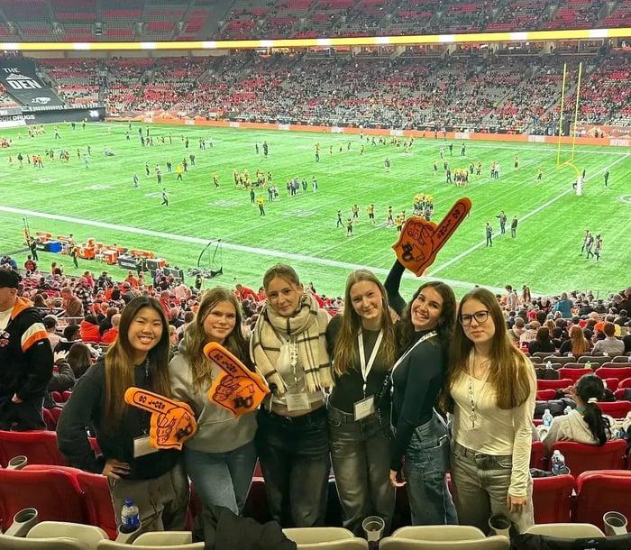 KAN Nora Loth Bild 1 Kopie 2