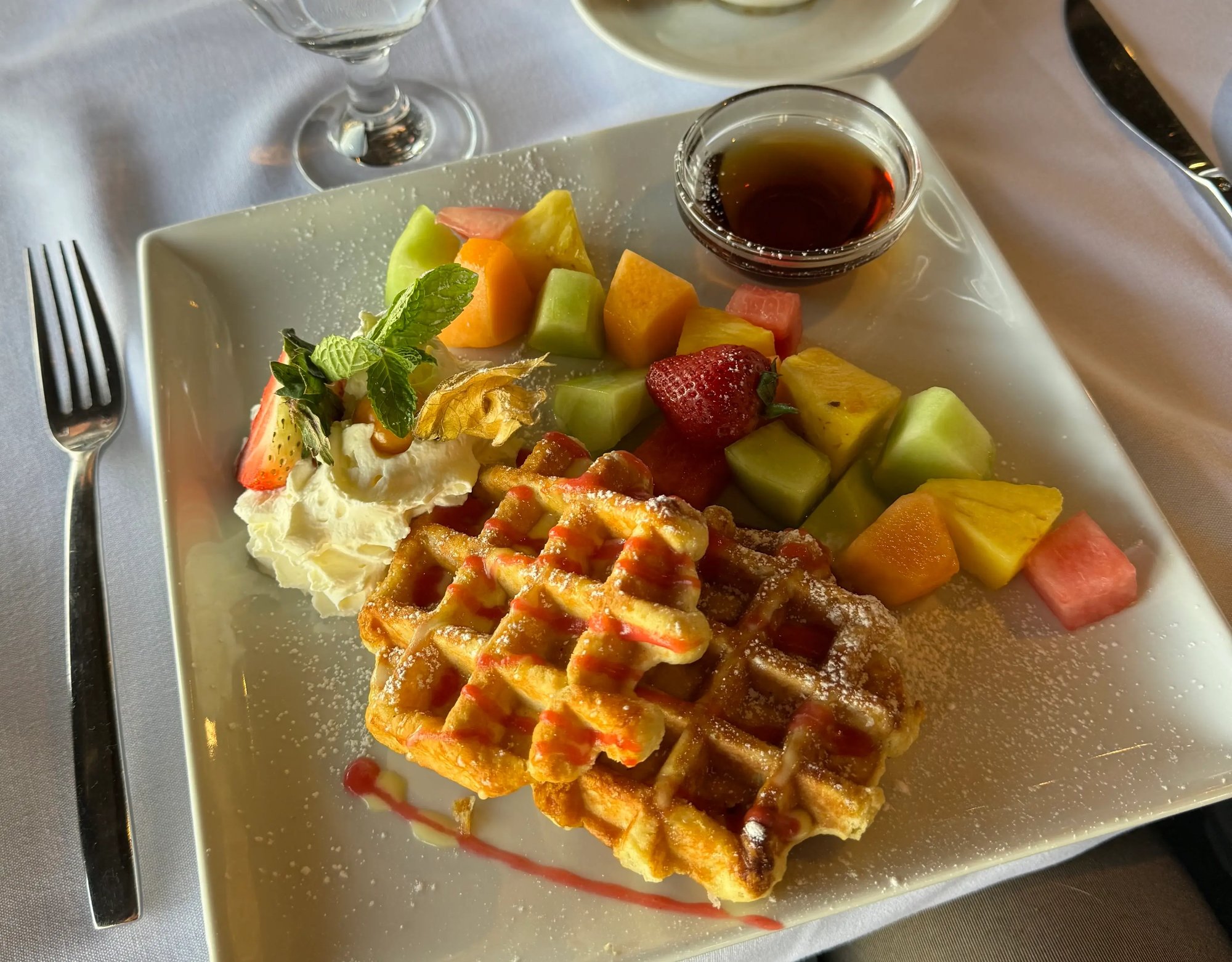 Kanada Ahornsirup und französchische Spezialitäten-1