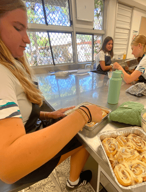 Pause_und_Mittagessen_mit_Freunden