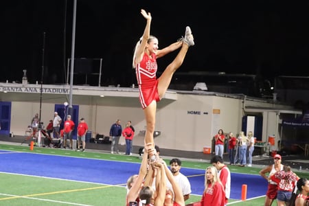 Schülerin USA CHeerleading Auftritt