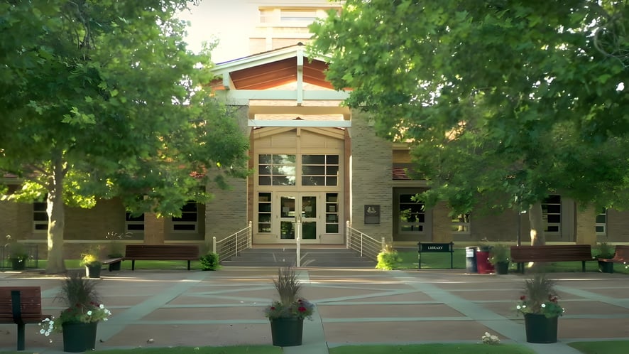 School Image - Albuquerque Academy