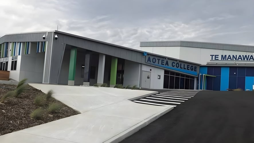 School Image - Aotea College