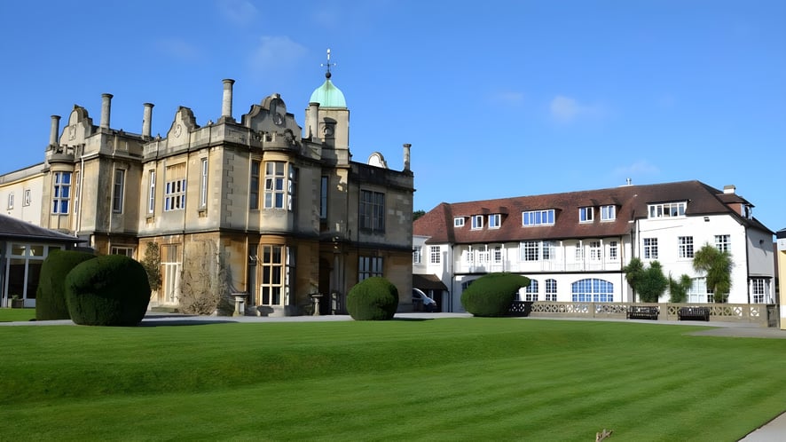 School Image - Badminton School