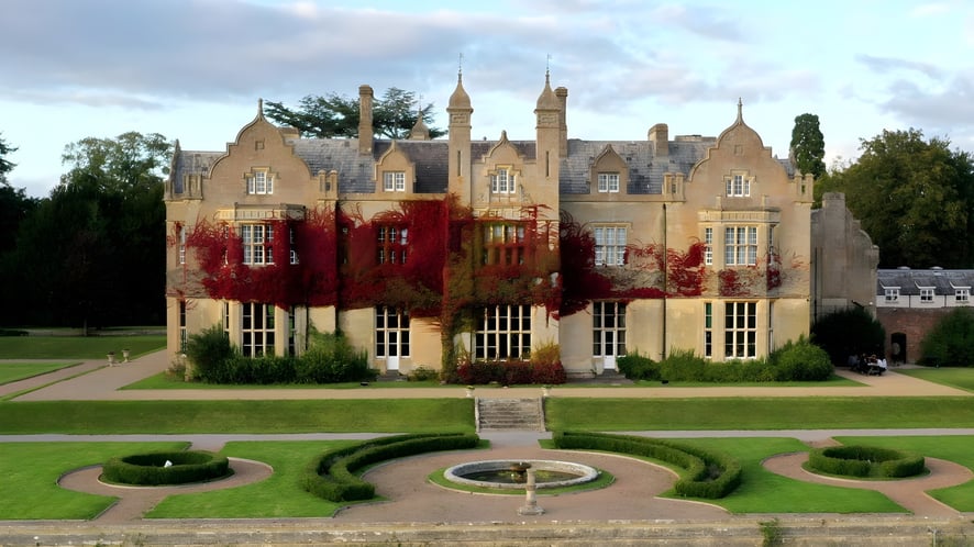 School Image - Bredon School