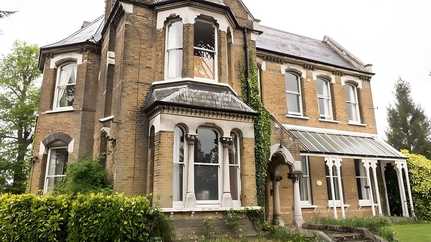School Image - Chigwell School 