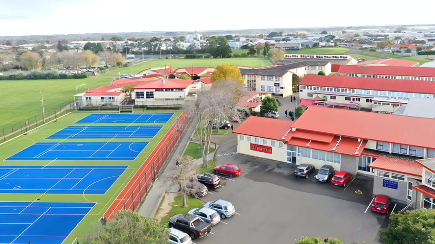 School Image - Freyberg High School 