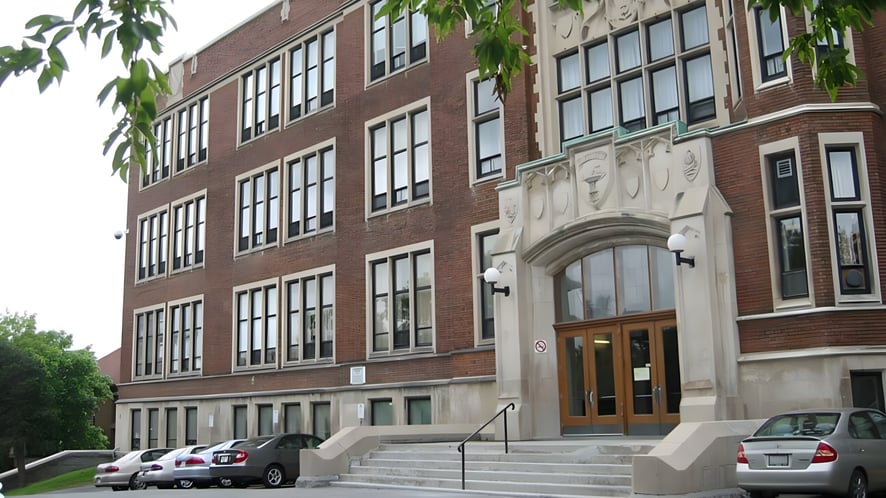 School Image - Glebe Collegiate Institute