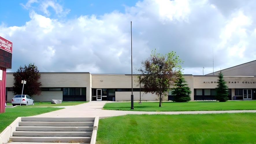 School Image - Kildonan East Collegiate