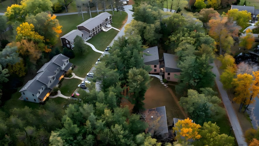 School Image - La Lumiere School