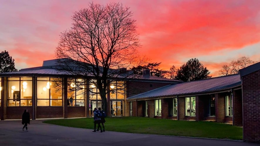 School Image - Leighton Park School