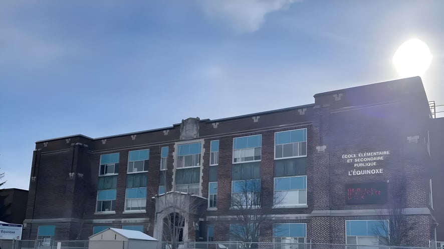 School Image - École élémentaire et secondaire publique L'Équinoxe