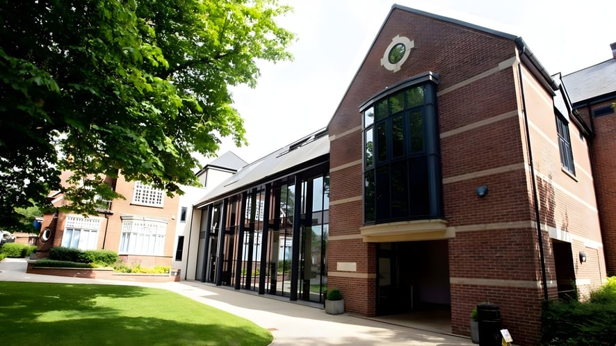 School Image - Lincoln Minster School