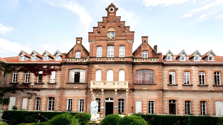 School Image - Lycée Notre Dame de Bon Secours 