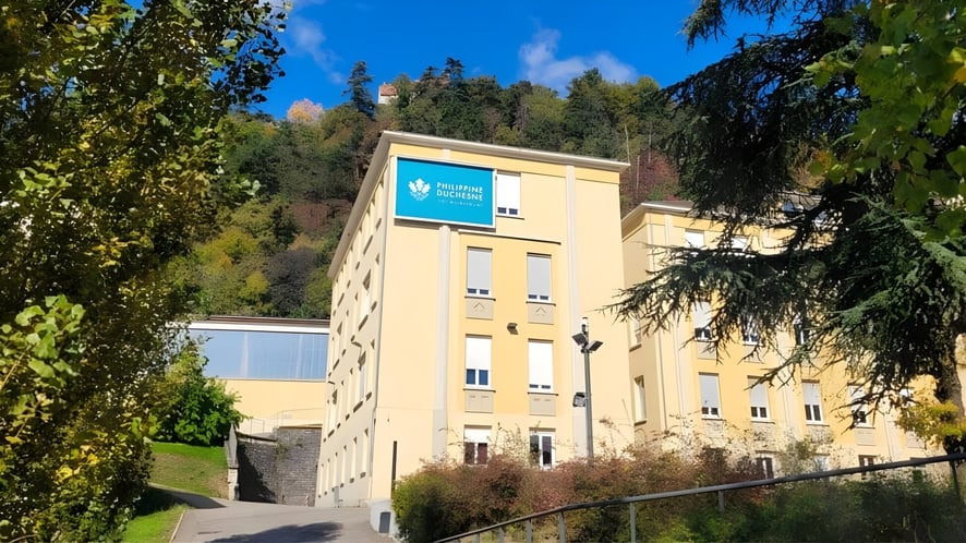 School Image - Lycée Polyvalent Philippine Duschenes