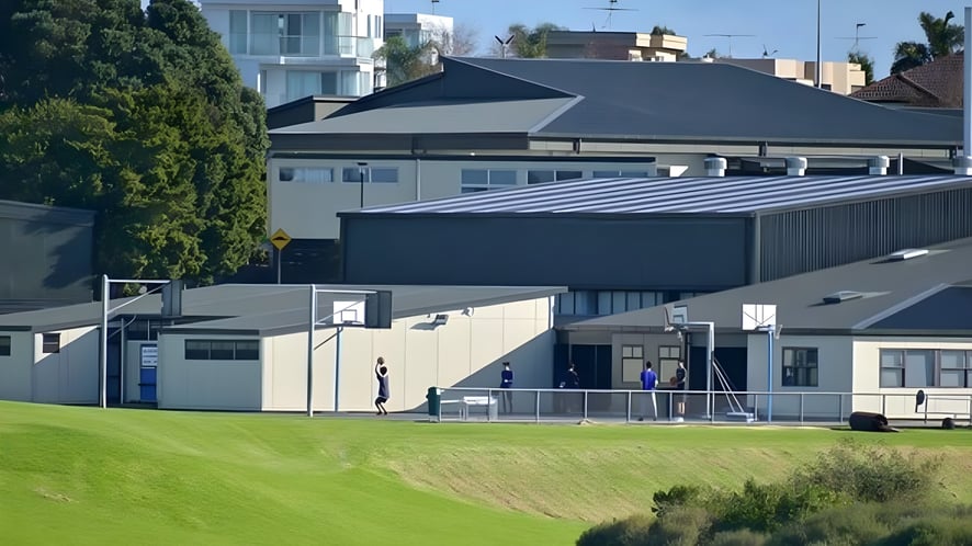 School Image - Macleans College
