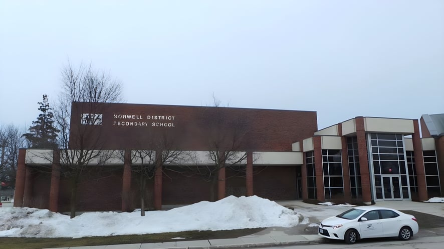 School Image - Norwell District Secondary School