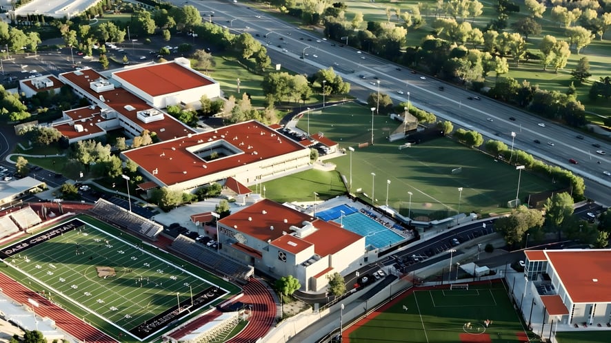 School Image - Oaks Christian School
