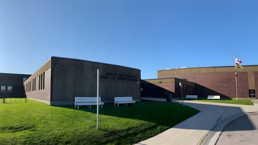 School Image - Polyvalente Louis-J.-Robichaud