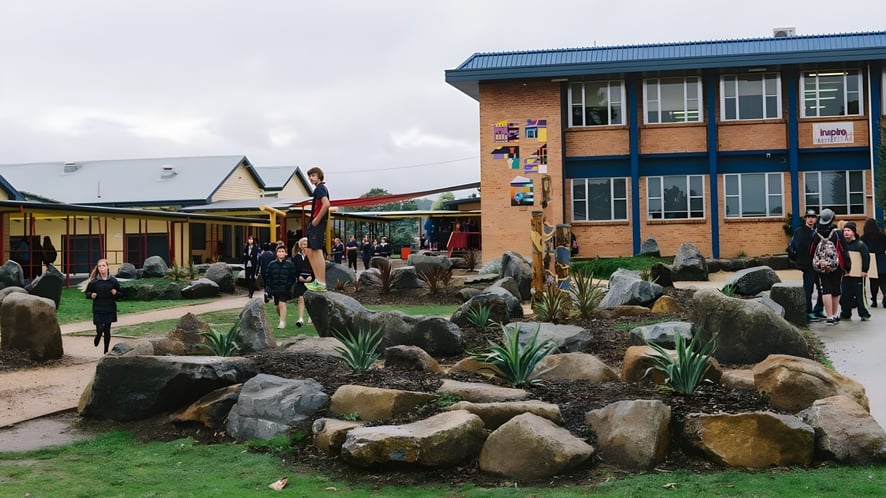 School Image - Queechy High School