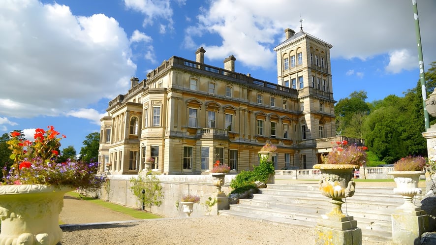 School Image - Rendcomb College
