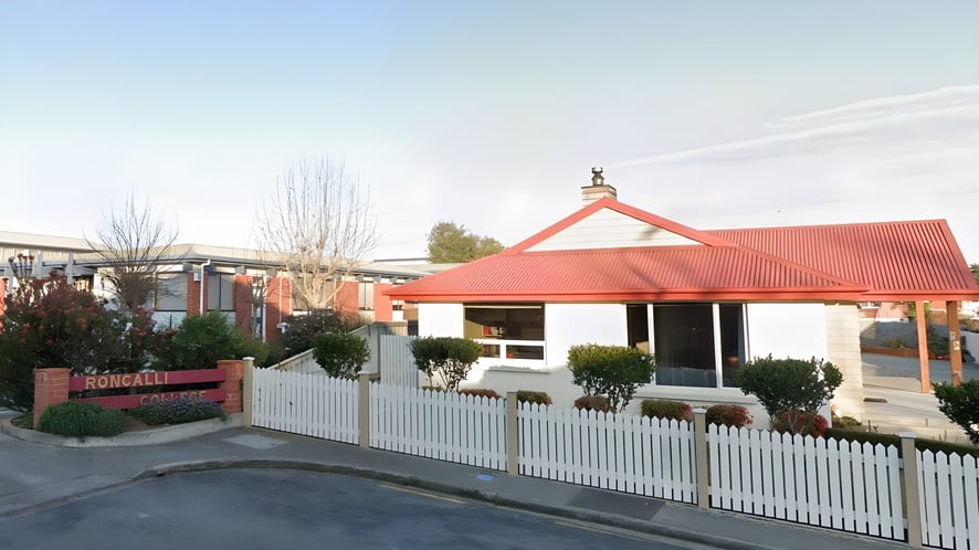 School Image - Roncalli College