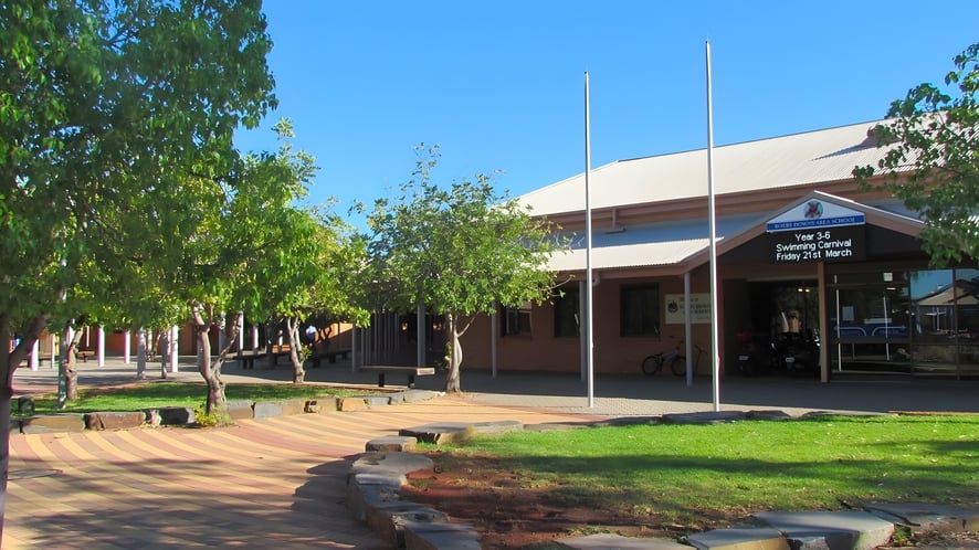 School Image - Roxby Downs Area School