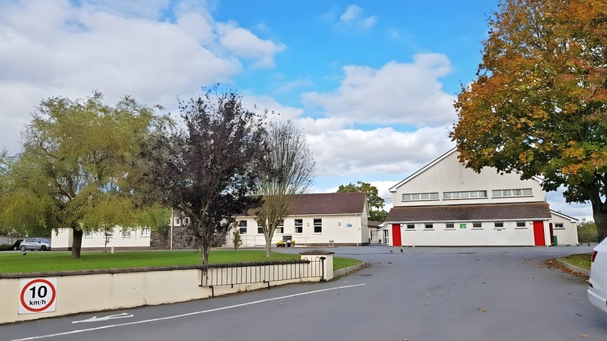 School Image - Scoil Aireagail