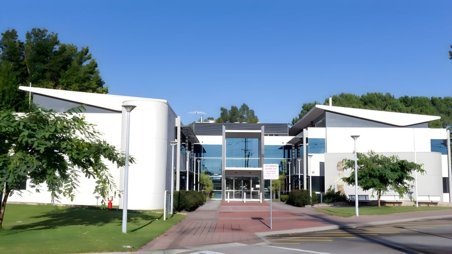 School Image - Sevenoaks Senior College