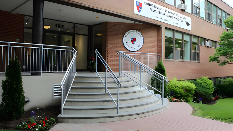 School Image - St. George's School of Montreal