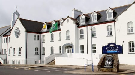 St. Louis Community School