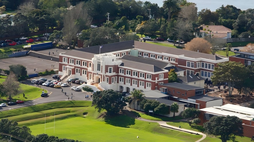 School Image - Takapuna Grammar School