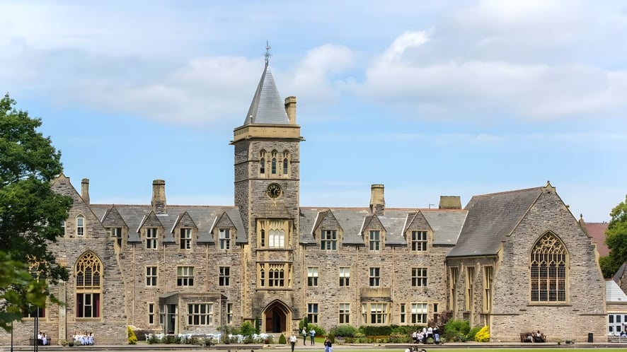 School Image - Taunton School
