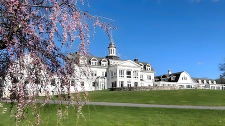 The Salisbury School