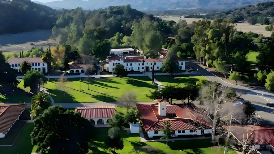 School Image - Villanova Preparatory School