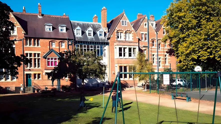 School Image - Wychwood School