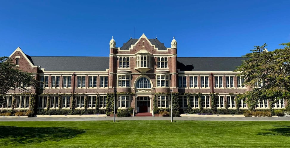 School Image - Southland Boys’ High School
