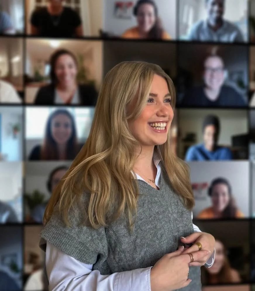 Webinar-Anna-Zoom-Call-(spiegel)