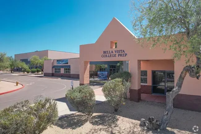 School Image - Bella Vista College Prep