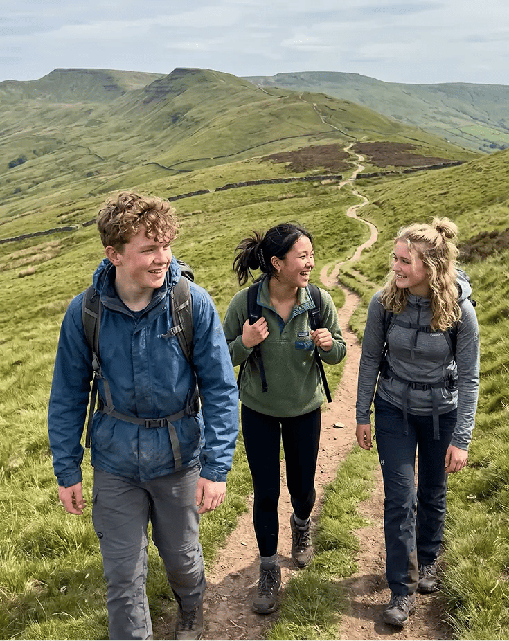 drei Freundinnen Wales Wandern