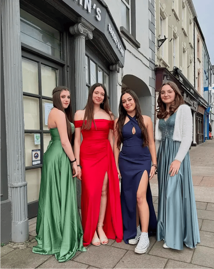 vier Freundinnen Irland Prom