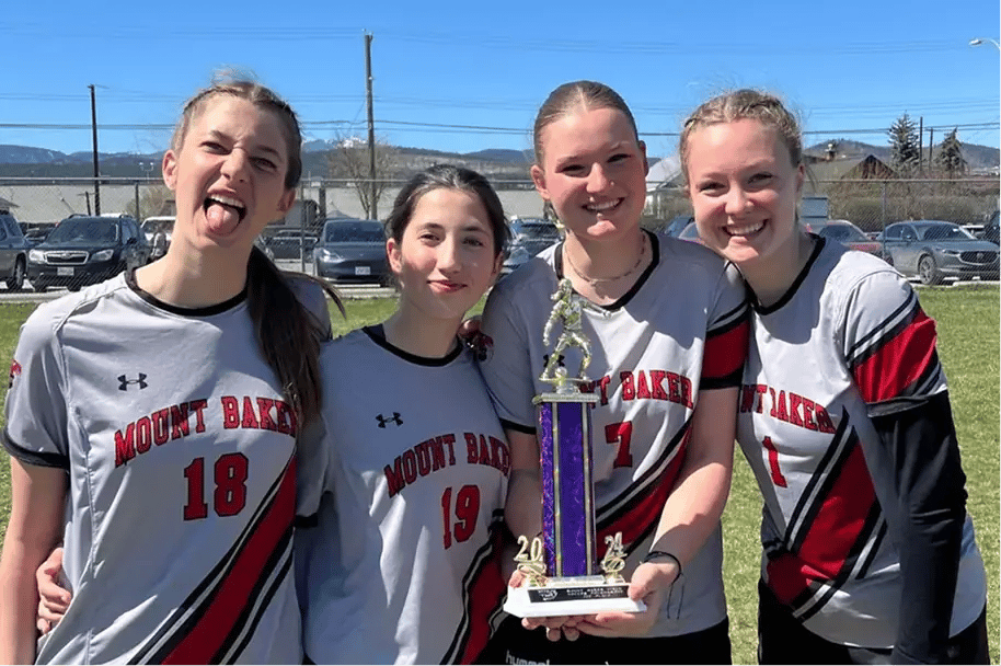 vier Schülerinnen Kanada Sportpokal