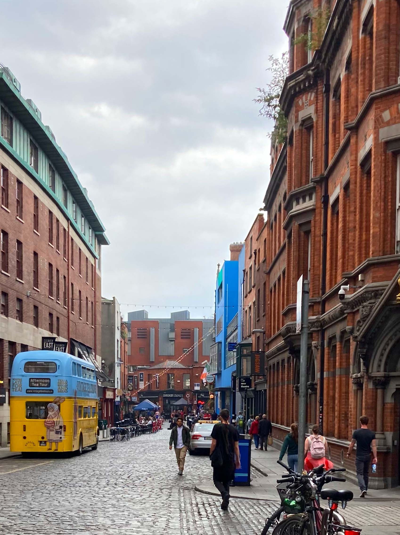 Eine Strasse in Irland