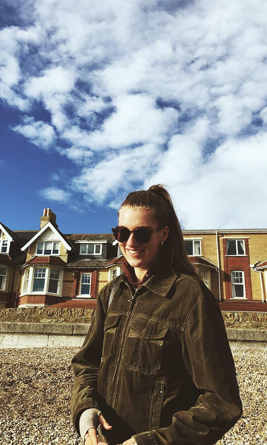Girl mit Sonnenbrille