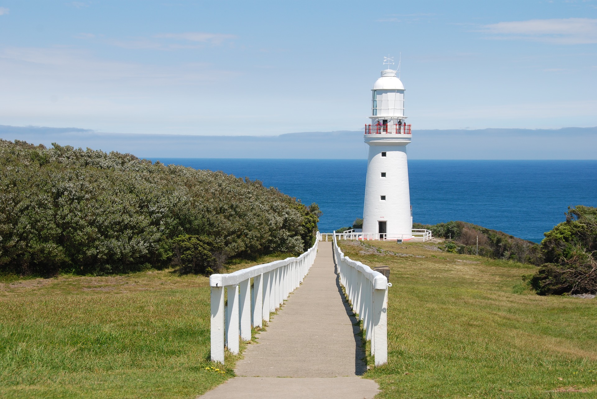 lighthouse-2910670_1920