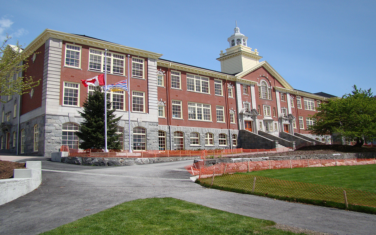 Eine Schule im North Vancouver Schuldistrikt